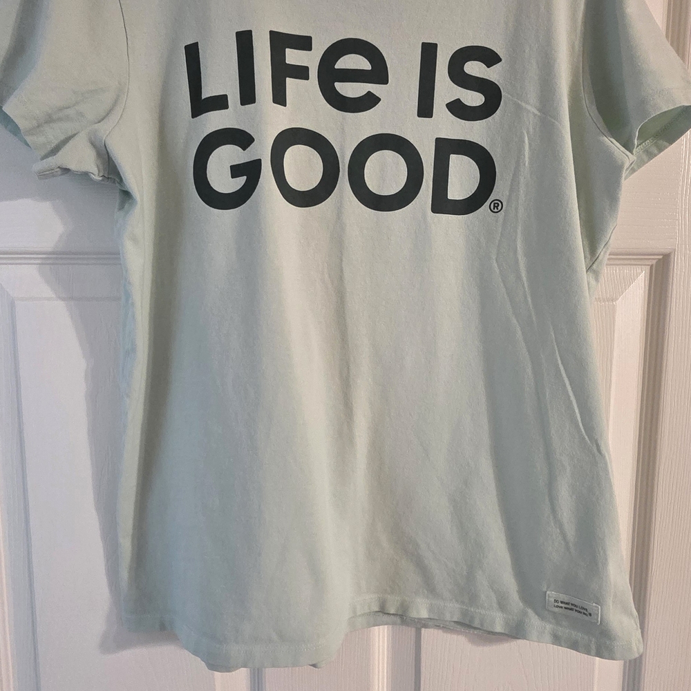 Life Is Good HIKING T-Shirt/ See Back Of Shirt